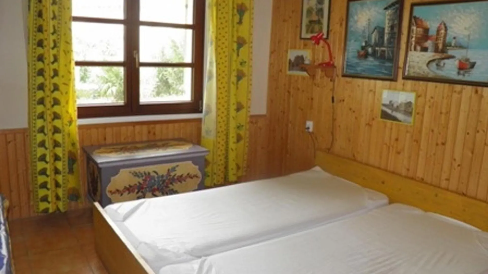 Appartement Cosy Pour 2, Proche Plage Aux Saintes-Maries-De-La-Mer - Fr-1-475-184 0*,
