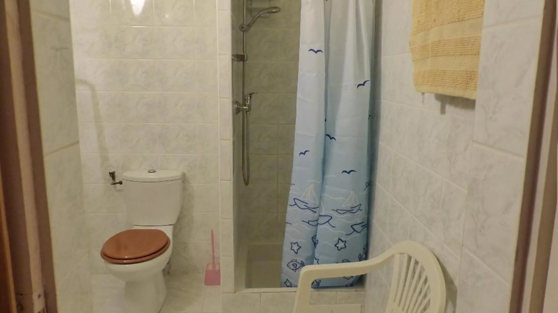 Appartement Cosy Pour 2, Proche Plage Aux Saintes-Maries-De-La-Mer - Fr-1-475-184