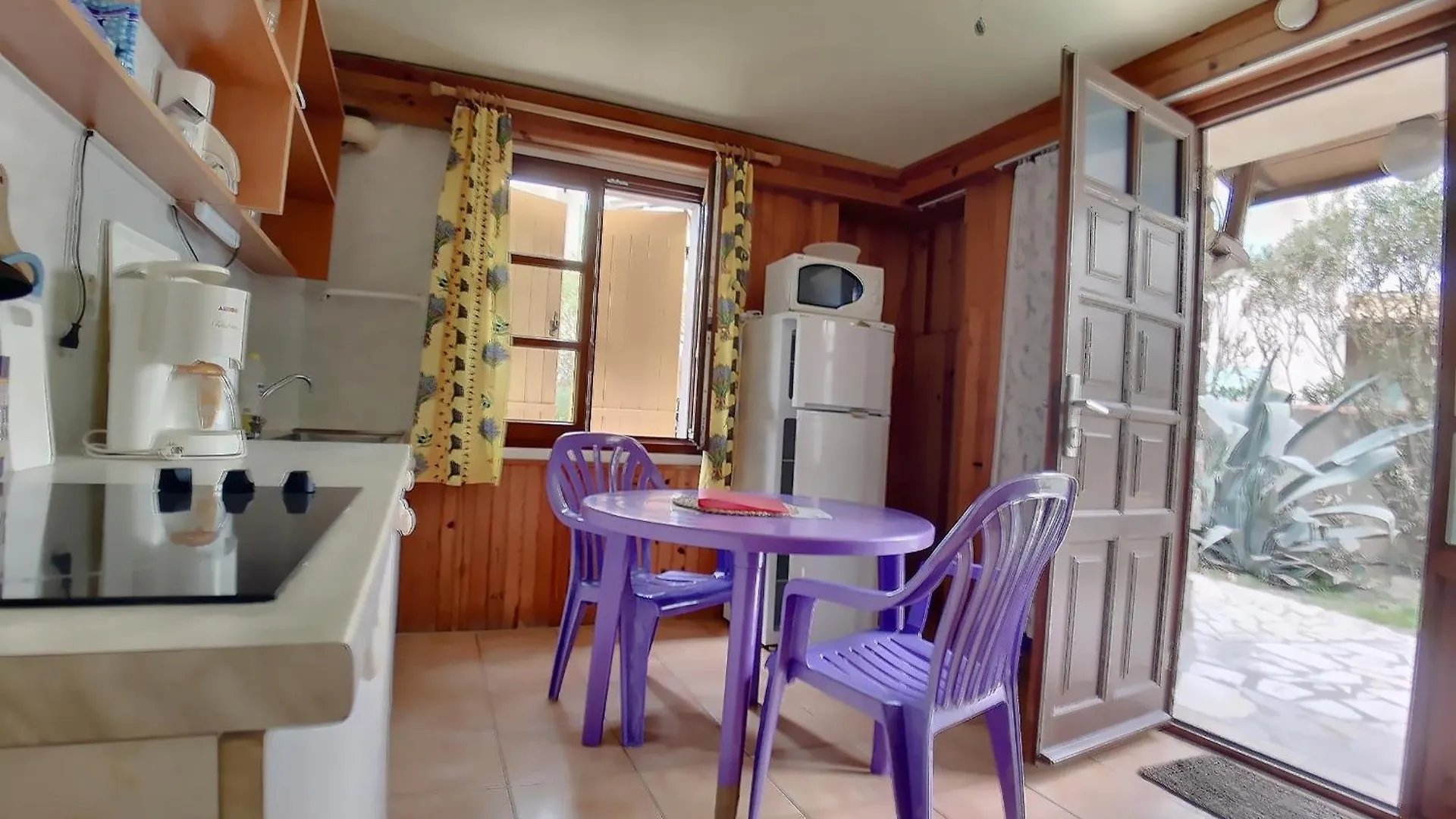 Appartement Cosy Pour 2, Proche Plage Aux Saintes-Maries-De-La-Mer - Fr-1-475-184 Апартаменты